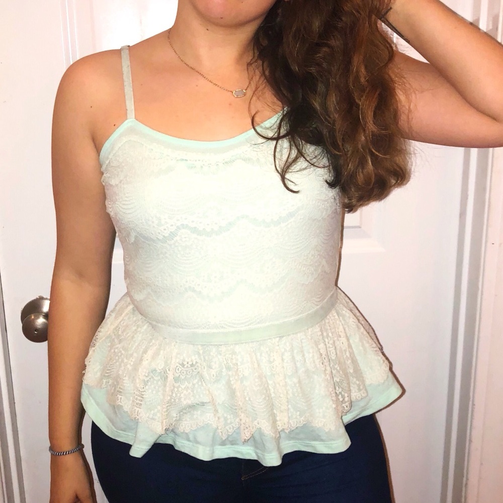 Arizona Jean Co. Mint/Cream Peplum Top!